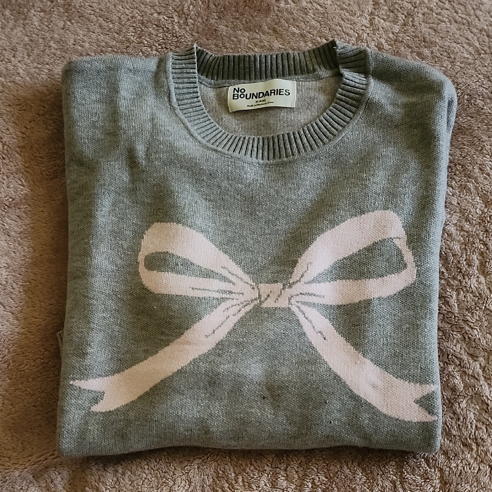 No Boundaries Gray Sweater with Pink Bow - Picture 2 of 2